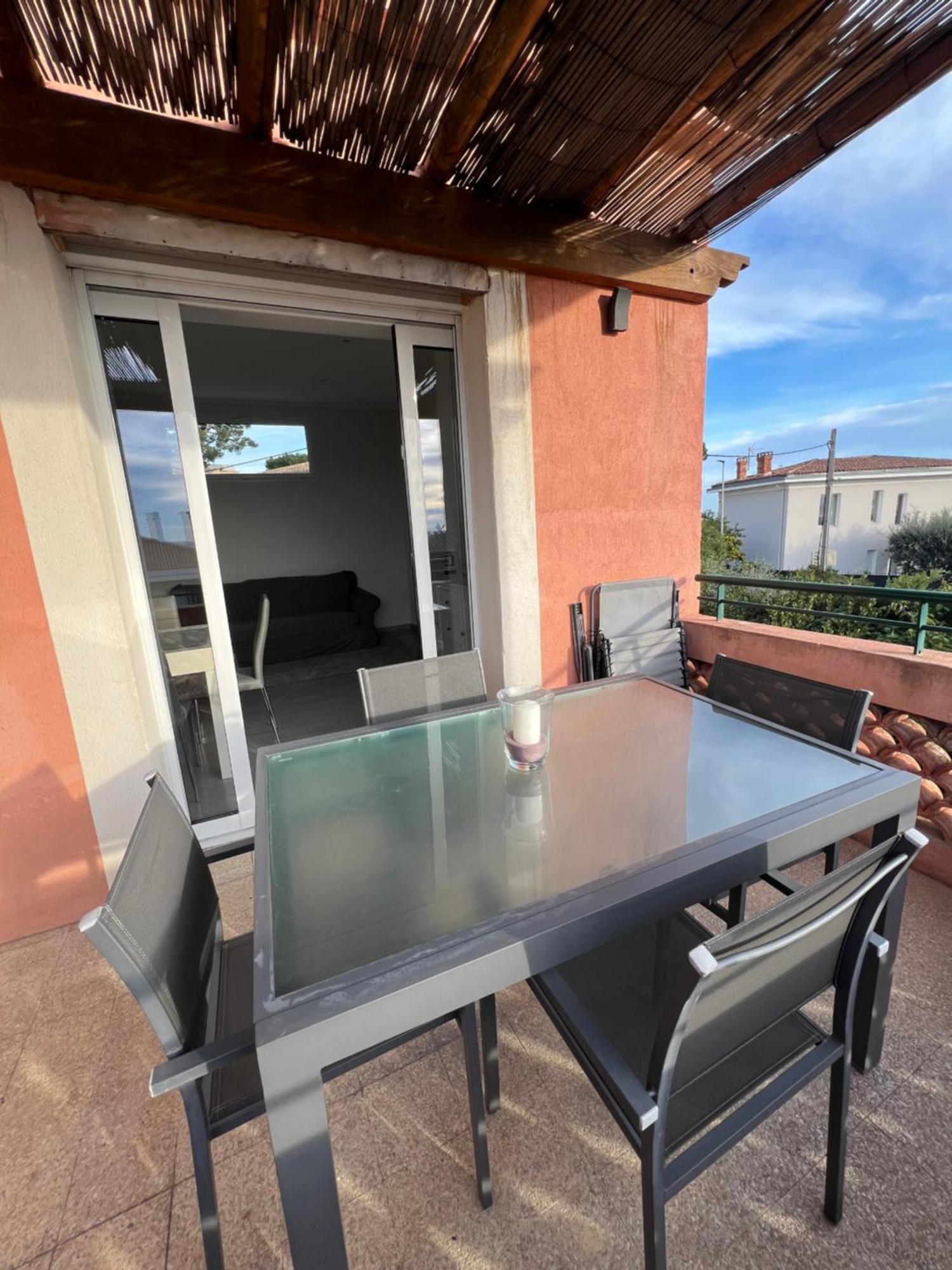 Agreable 3 Pieces Climatise Avec Vue Mer Et Parking Villefranche-sur-Mer Exteriör bild